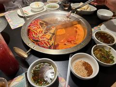 -廖掌柜·重庆鲜货火锅(上海首店)