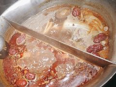 -湊湊火锅·茶憩(南京东路悦荟店)