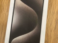 -Apple零售店(华贸购物中心店)
