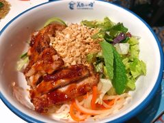 -美奈小馆·越南料理(中航城君尚购物中心店)
