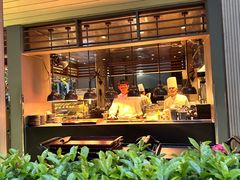 -三亚艾迪逊酒店·海滩烧烤 BARBACOA·现场乐队·浪漫晚餐·烧烤海鲜
