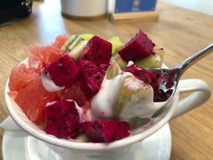 奇异果火龙果西柚酸奶-Blueglass酸奶(财富购物中心店)