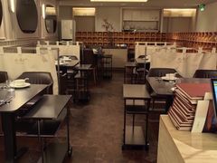 -鲜入唯煮·港式海鲜牛肉火锅(金宝街店)