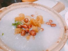 -新大咀港式茶餐厅(宝山万达店)