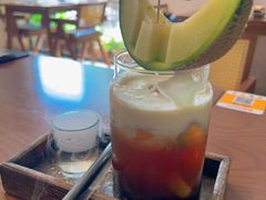 -Mark&Mars Restaurant