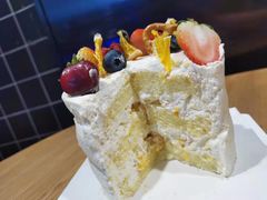 -山与蓝·轻糖鲜果蛋糕(勒泰店)