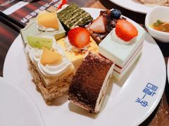 -四海一家自助餐(益田假日广场店)