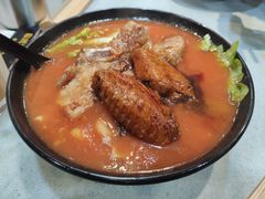 番茄浓汤鸡翅猪扒通粉-华嫂冰室(尖沙咀店)