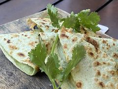 墨西哥风味鸡肉芝士烤饼-新元素(成都太古里店)