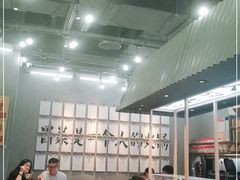 -成都你六姐·牛肉冒菜(上海环宇荟店)