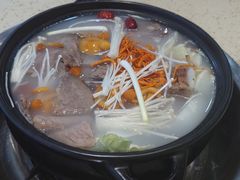 -九寨特色牦牛肉汤锅 羊肉汤锅