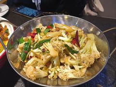 -万重锦·人文川菜馆(骡马市店)