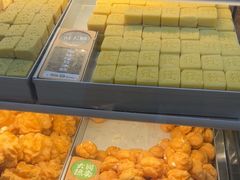 -酥大興·新国潮糕点配茶饮(龙岗万达黑金店)