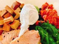 炙烤三文鱼拌饭-Moka Bros 摩卡站(西单大悦城店)