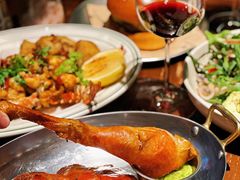 脆皮三黄鸡丨姜葱酱-Bistro 63 创意融合料理(广粤天地店)
