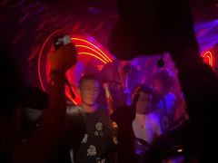 -TT CLUB 酒吧