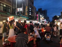 -六合夜市