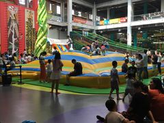 -蒙特利亲子乐园