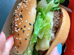 北美风味安格斯厚牛堡-麦当劳(朝阳北路店)