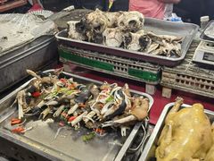 -乌恰市场(彩虹商场店)