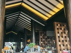-时光吧·大堂吧·丽江和府洲际度假酒店