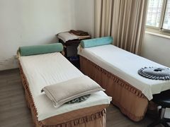 -龙脊堂龙氏推拿 整脊(陆家浜店)