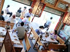 大堂-古城苗家土菜馆(河景餐厅店)