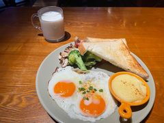 -JINNS锦时 steak&pizza(浸信会礼拜堂旧址店)