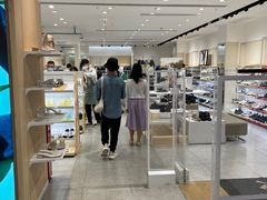 -hotwind热风(丽影广场店)