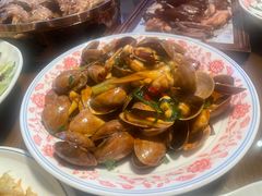 -馨月湾传统精品美食坊(市府总店)