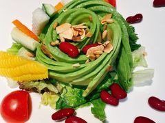 牛油果色拉-水之惠鲜鱼料理(王府大街店)