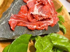 -红鼎豆捞·非遗鲍皇汤火锅(宝丰路店)