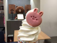 -LINE FRIENDS Garosu-gil Flagship Store