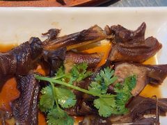 -潮界(LU·ONE凯德晶萃广场店)