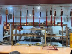 面包甜点陈列柜-醉八仙热酒馆(渝中店)