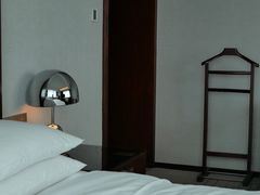 -上海龙之梦万丽酒店