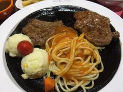 -豪客来牛排(空港华联店)
