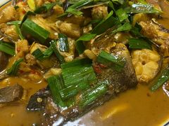 鱼头两吃之鱼尾红烧-洪福饭店·十八年老店