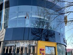 -麦当劳(展览路店)