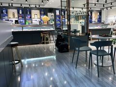 -宏宇眼镜蔡司依视路折扣店(兆佳眼镜城店)