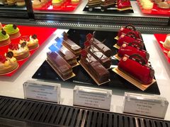-Salon de The de Joel Robuchon(外滩18号店)
