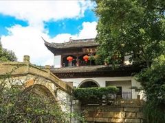 -汇龙潭