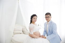 点击看大图 韩国wplus孕妇写真摄影工作室-WPlus明星肖像亲子全家福摄影