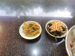 -丫丫桂林米粉(学府店)