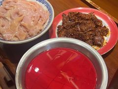 -沸炉重庆老火锅(军事博物馆店)