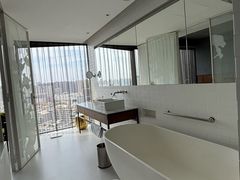 -郑州建业艾美酒店
