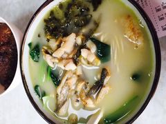 小胃口黄鱼面-明呈黄鱼面馆(斜土路店)