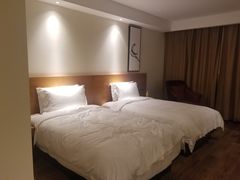 -上海虹梅嘉廷酒店