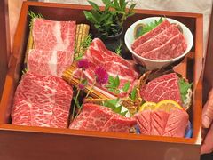 -山川小町·极番烧肉(新地假日广场店)