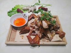 -东北农家院·铁锅炖(莘庄店)